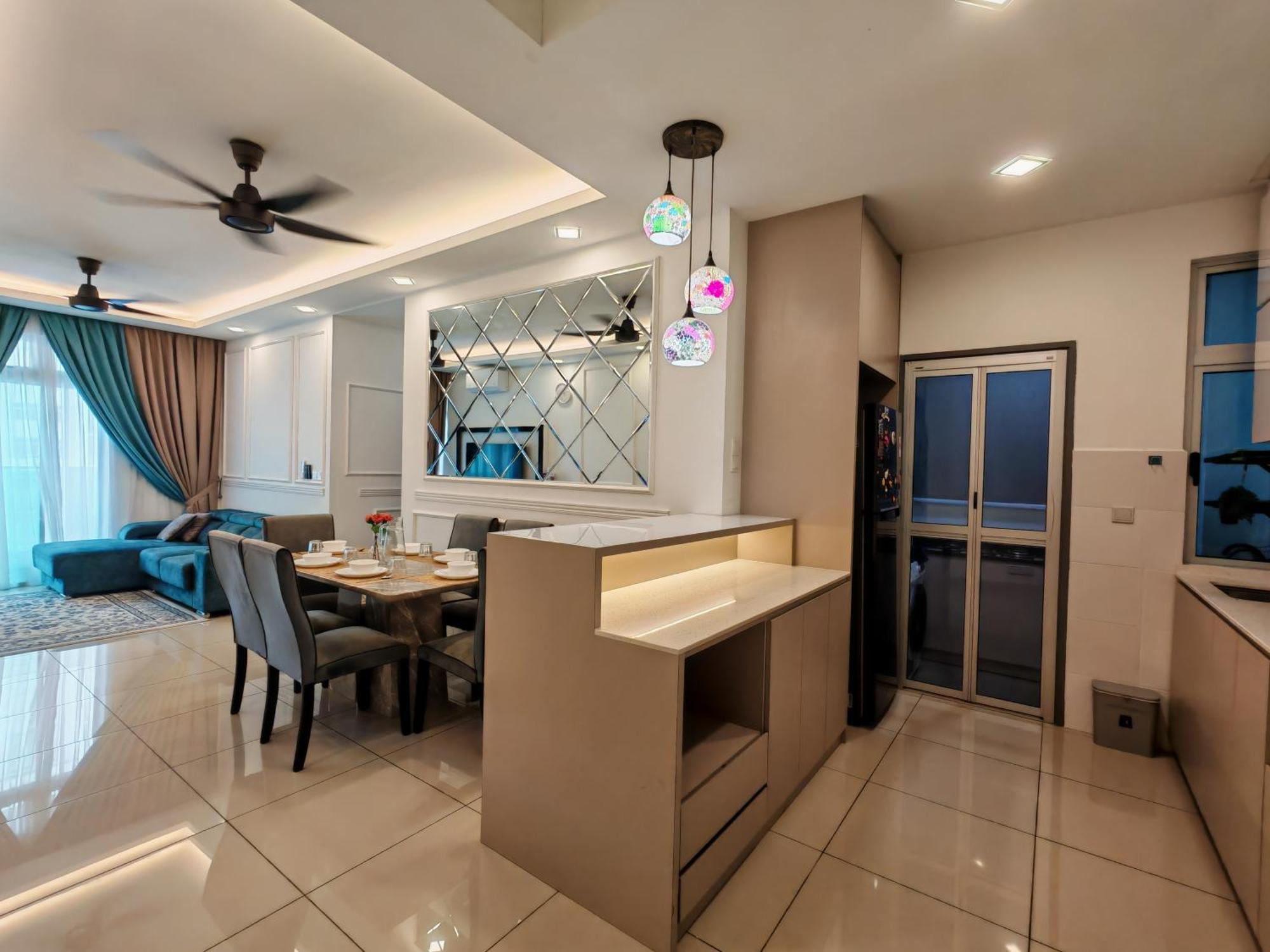 Near Mmhe - 3 Bedrooms Meridin Bayvue Pasir Gudang *
