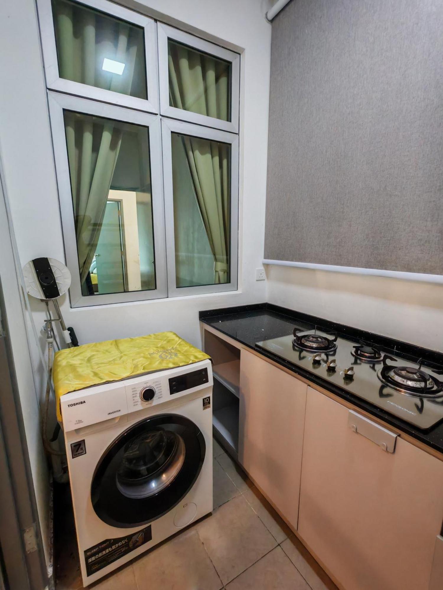 Apartment Near Mmhe - 3 Bedrooms Meridin Bayvue Pasir Gudang Masai