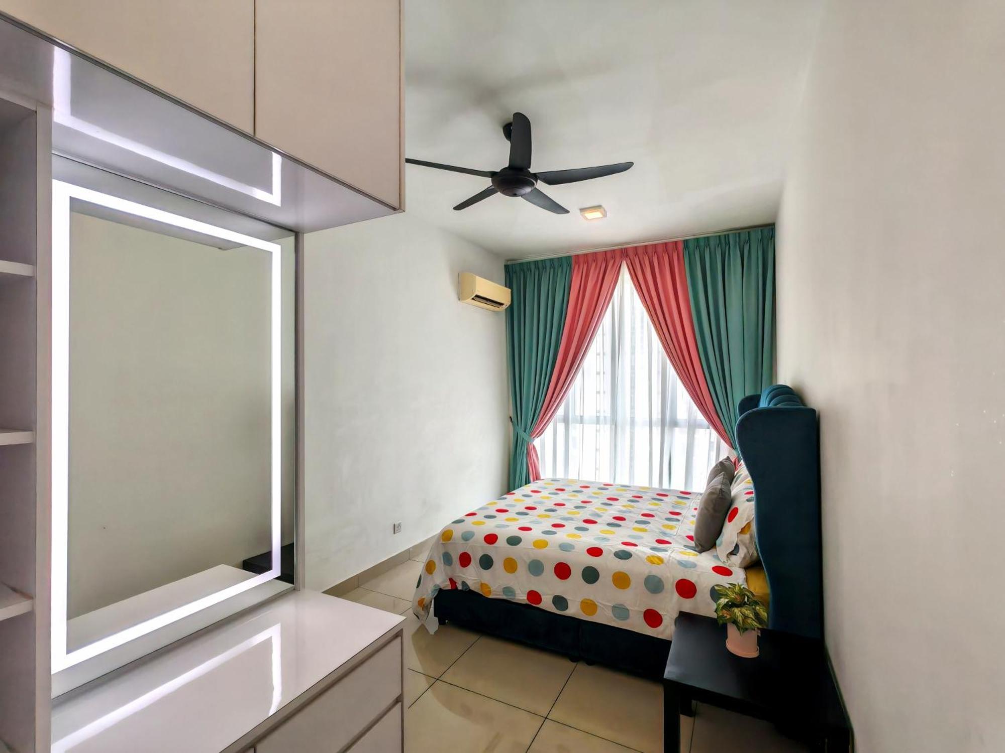 Near Mmhe - 3 Bedrooms Meridin Bayvue Pasir Gudang Masai